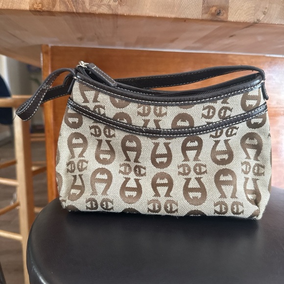 Stylish Brown and Blue Patterned Women's Bag - Picture 3 of 5